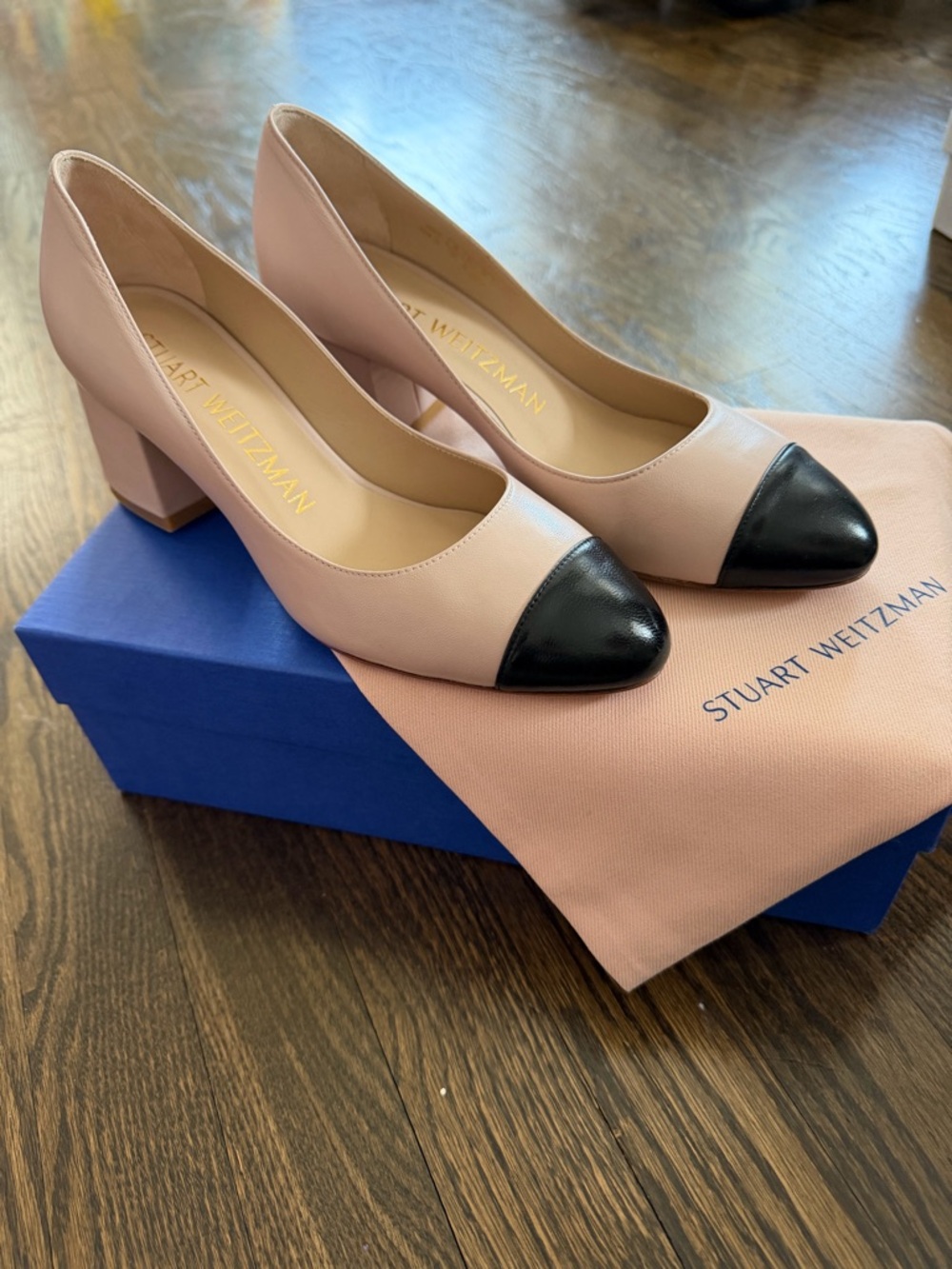 Stuart Weitzman Flareblock 60 Pump
